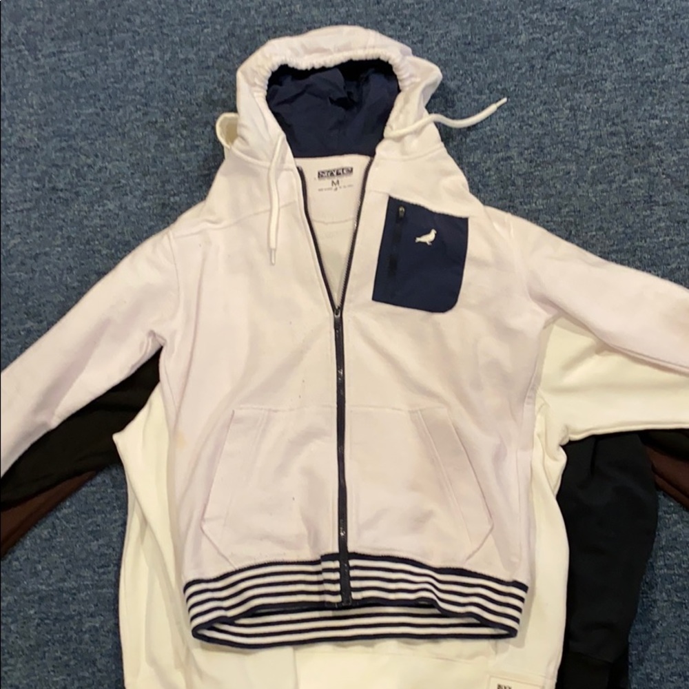Staple zip up light jacket